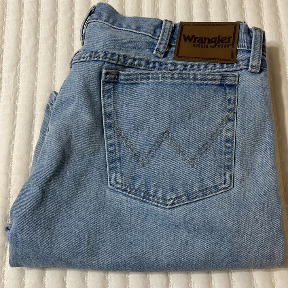 Men's Wrangler Rugged Wear Light Wash Jeans Size 36x30